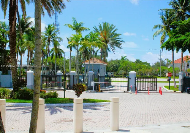 26th image of 9650 Nw 2nd St #4301, Pembroke Pines, FL 33024 | MLS# A11953924