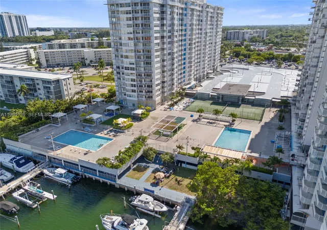 Homes for sale in Aventura, FL | 18061 Biscayne Blvd #1701, Aventura, FL 33160 | MLS# A11954139