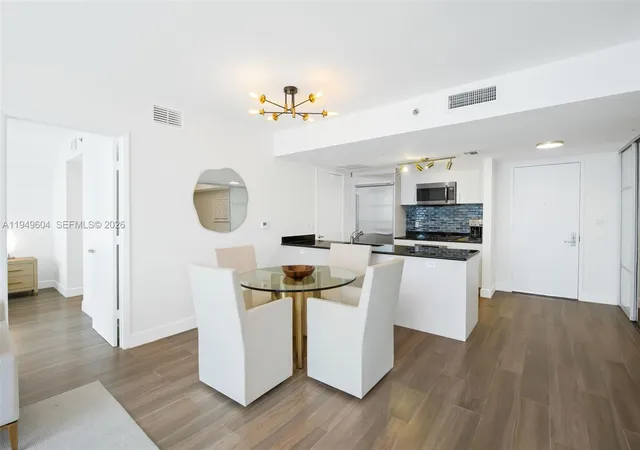 5th image of 50 Biscayne Blvd #3904, Miami, FL 33132 | MLS# A11949604