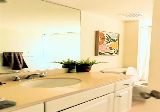 3rd image of 2000 N Bayshore Dr #801, Miami, FL 33137 | MLS# A11954246