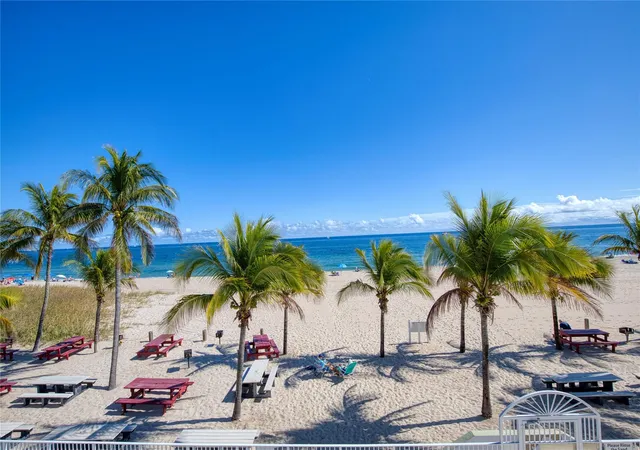 Homes for sale in Pompano Beach, FL | 111 Briny #PH-17, Pompano Beach, FL 33062 | MLS# F10545774