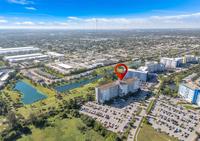 Homes for sale in Hollywood, FL | 3800 Hillcrest Dr 203, Hollywood, FL 33021 | Houzeo