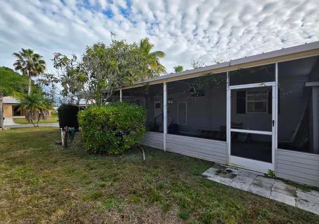 Homes for sale in Port Saint Lucie, FL | 36 Grande Vista Wy, Port Saint Lucie, FL 34952 | MLS# R11158573