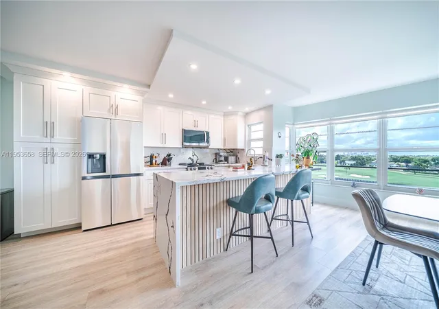 Homes for sale in Fort Lauderdale, FL | 2500 Ne 48th Ln #607, Fort Lauderdale, FL 33308 | MLS# A11953658