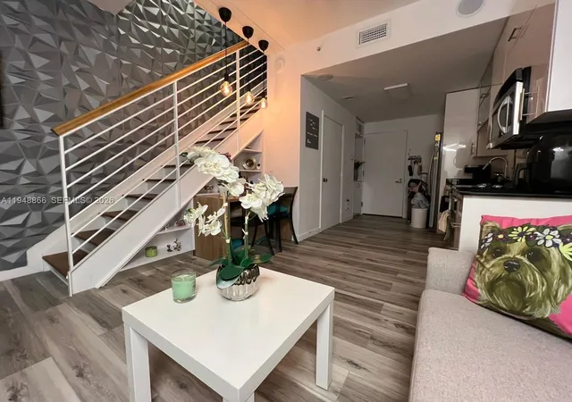 3rd image of 60 Sw 13Th St #3013, Miami, FL 33130 | MLS# A11948866