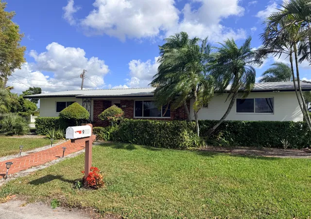 Photo 1 of Single family home for sale at 955 NW 4th Street, Belle Glade, FL 33430 | MLS# R11158700 | Listing updated on 2026-10-11