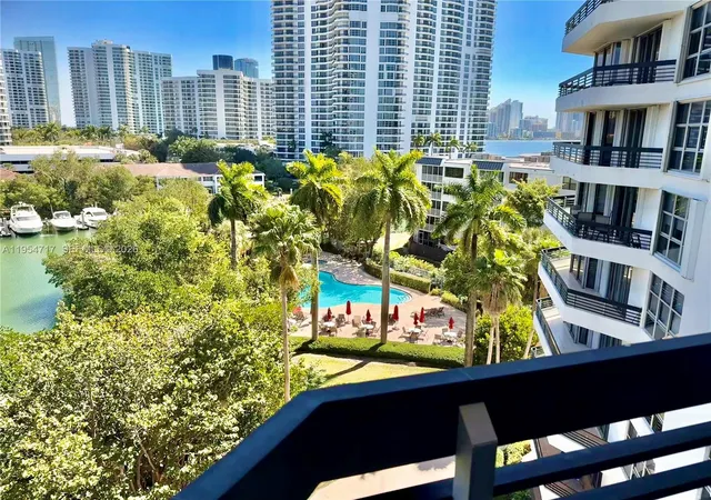3rd image of 3400 Ne 192Nd St, Miami, FL 33180