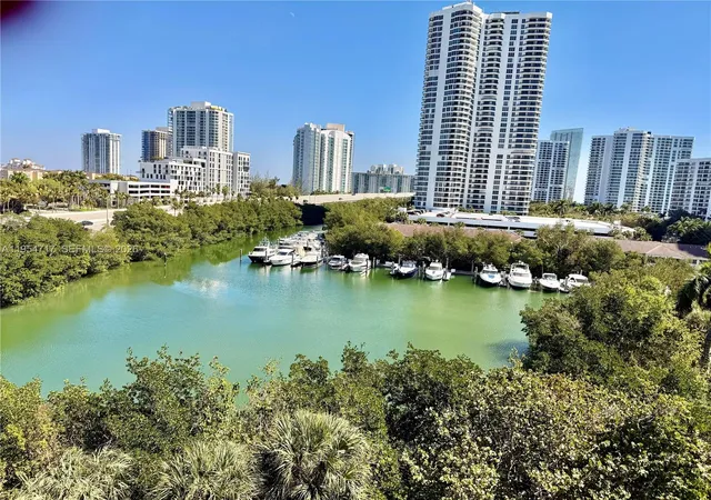 4th image of 3400 Ne 192Nd St, Miami, FL 33180