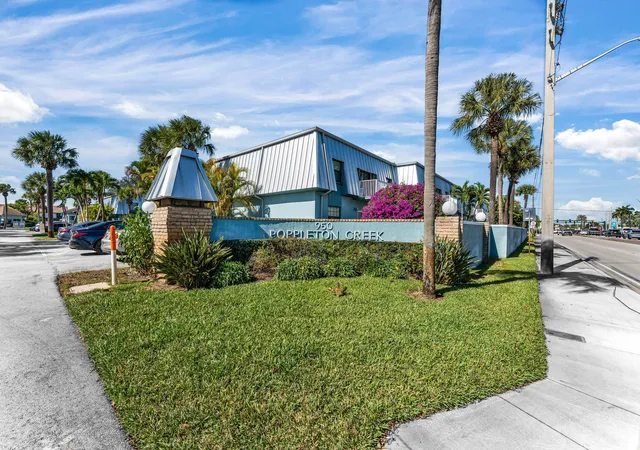 Homes for sale in Stuart, FL | 950 S Kanner Hwy #C-10, Stuart, FL 34994 | MLS# R11158763