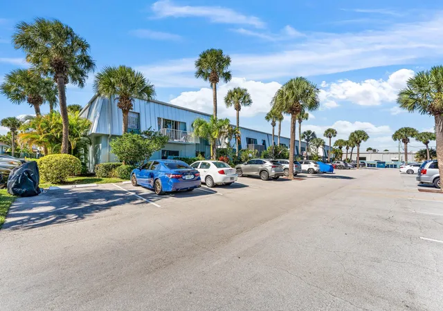 Homes for sale in Stuart, FL | 950 S Kanner Hwy #C-10, Stuart, FL 34994 | MLS# R11158763