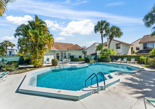 Homes for sale in Stuart, FL | 950 S Kanner Hwy #C-10, Stuart, FL 34994 | MLS# R11158763