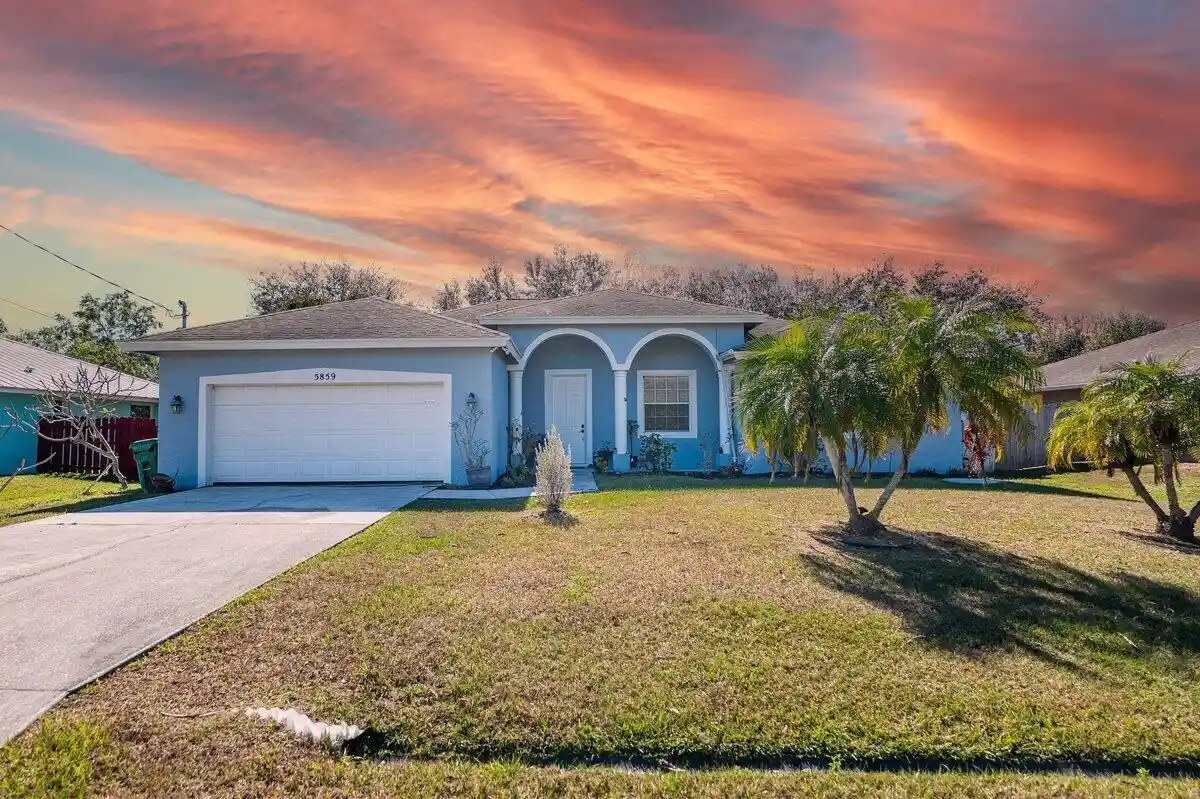 Photo 1 of Single family home for sale at 5859 Nw Cullom Cir, Port Saint Lucie, FL 34986 | MLS# R11158778 | Listing updated on 2026-06-15