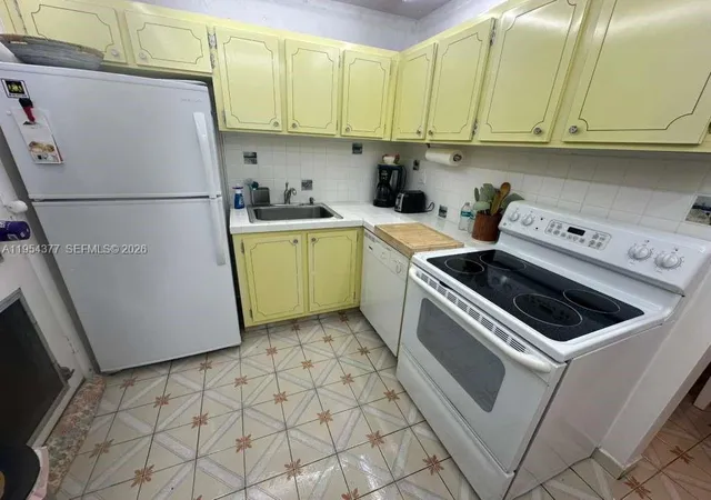 Homes for sale in Miami, FL | 17001 Ne 13Th Ave #314, Miami, FL 33162 | MLS# A11954377