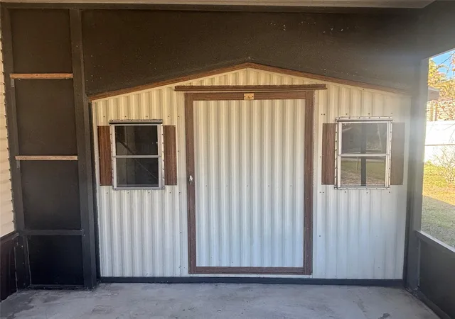 3rd image of 4968 Amy Ln, Fort Pierce, FL 34946 | MLS# F10549222