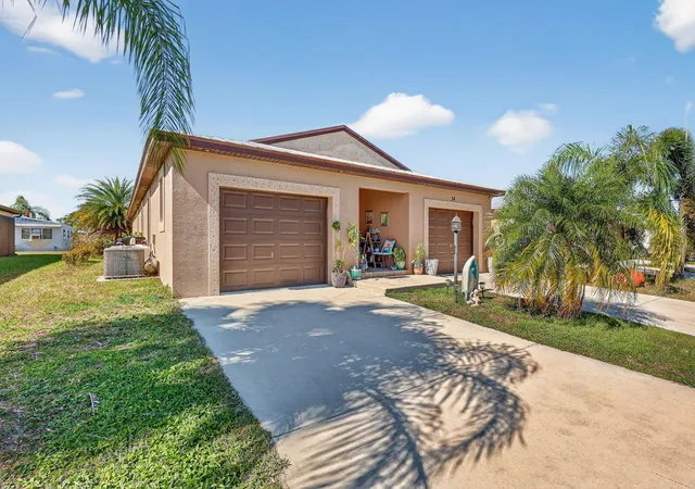 Homes for sale in Port Saint Lucie, FL | 34 Nogales Wy, Port Saint Lucie, FL 34952 | MLS# R11159056