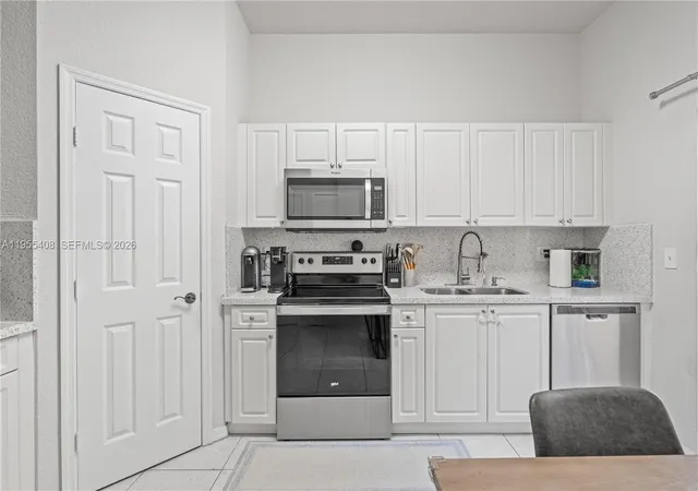1st image of 1940 Se 24th Ter, Homestead, FL 33035 | MLS# A11955408