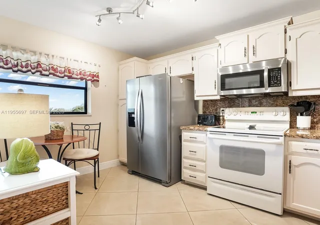 5th image of 3591 Environ Blvd #A404, Lauderhill, FL 33319 | MLS# A11955697