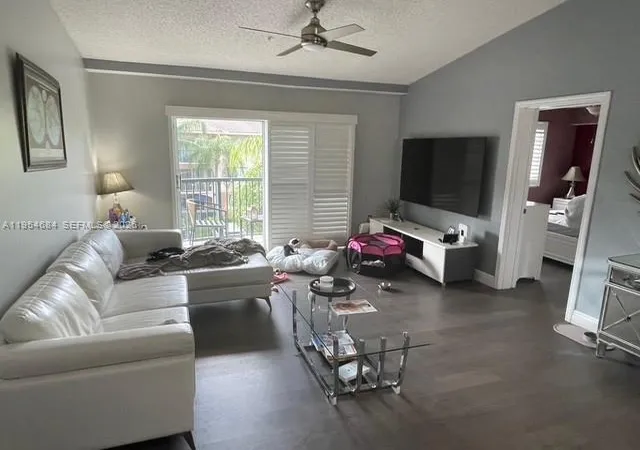 Homes for sale in Fort Lauderdale, FL | 2039 Se 10th Ave #517, Fort Lauderdale, FL 33316 | MLS# A11954684