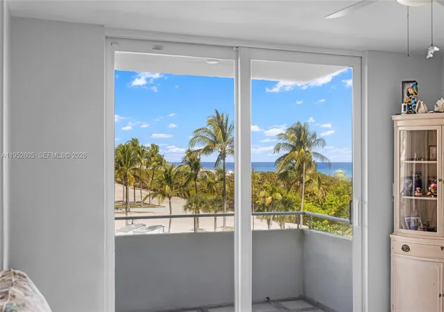 2nd image of 465 Ocean Dr #419, Miami Beach, FL 33139 | MLS# A11952605