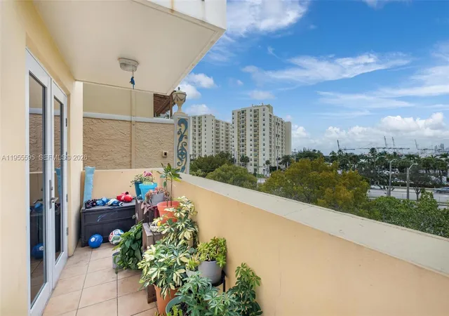 2nd image of 227 Michigan Ave #405, Miami Beach, FL 33139 | MLS# A11955595