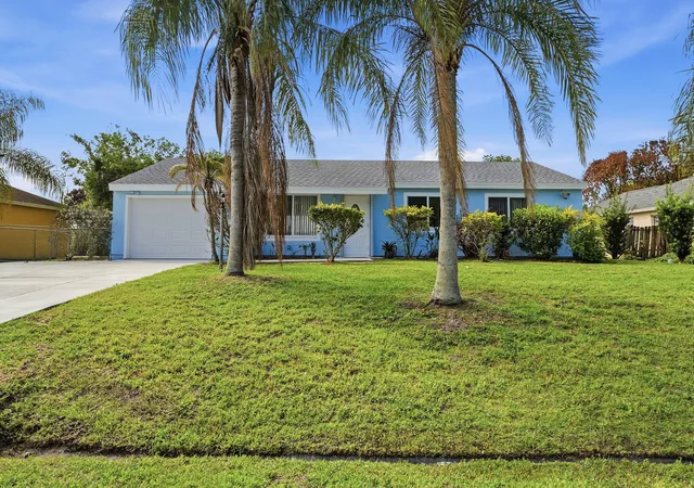 Homes for sale in Port Saint Lucie, FL | 420 Se Streamlet Ave, Port Saint Lucie, FL 34983 | MLS# R11159439