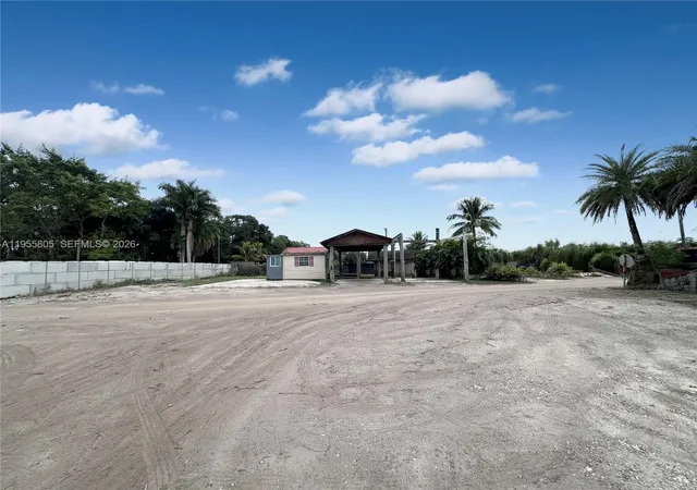 4th image of 18701 Sheridan St, Fort Lauderdale, FL 33332 | MLS# A11955805