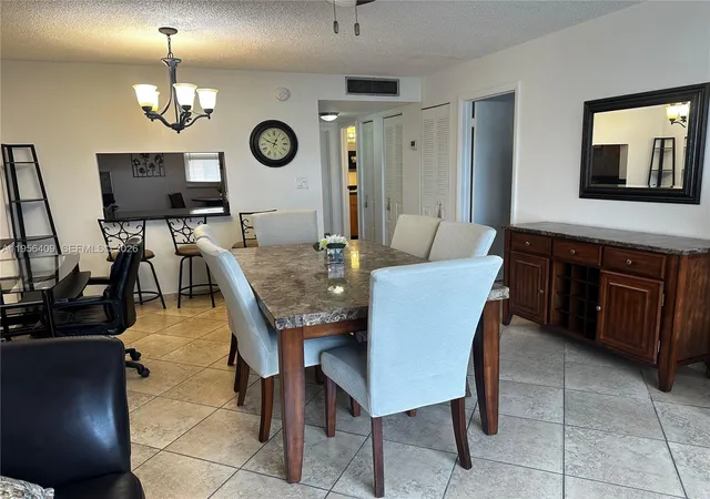 3rd image of 410 SE 2nd St, Hallandale Beach, FL 33009
