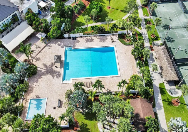43rd image of 1020 Lytham Ct, West Palm Beach, FL 33411 | MLS# R11159705