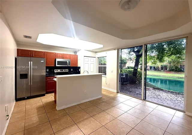 2nd image of 4932 Windward Wy #1301, Fort Lauderdale, FL 33312 | MLS# A11956621