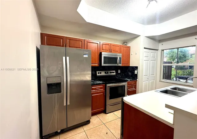 4th image of 4932 Windward Wy #1301, Fort Lauderdale, FL 33312 | MLS# A11956621
