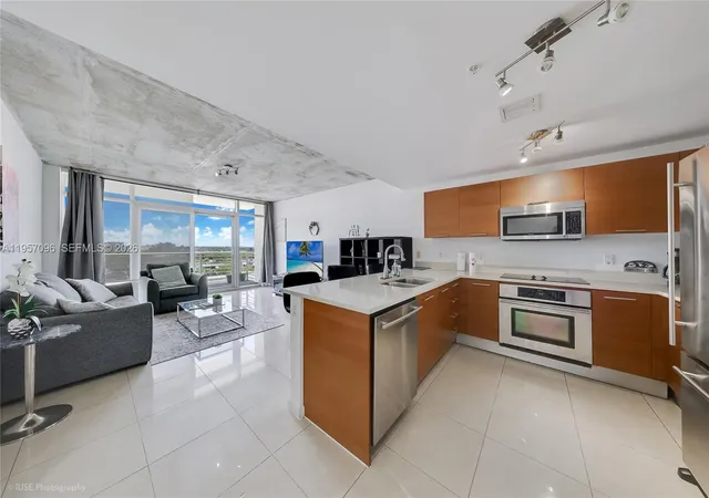 1st image of 3250 Ne 1St Ave #811, Miami, FL 33137 | MLS# A11957096