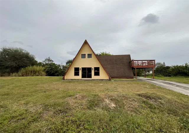 Photo 1 of Land for sale at 6650 Riggers Rd, Lake Worth, FL 33462 | MLS# F10549887 | Listing updated on 2026-09-23