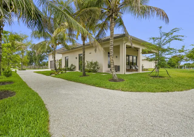 Photo 3 of Single family home for sale at 16219 Holw Tree Ln, Wellington, FL 33470 | MLS# R11160070 | Listing updated on 2026-09-23