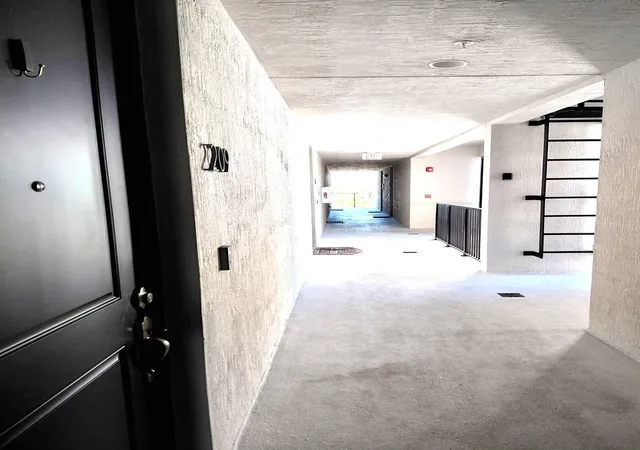 Listing Photo 4 - Condo for sale in building located at 8878 Lake Worth Rd, Lake Worth Beach, FL 33467 - Unit #209