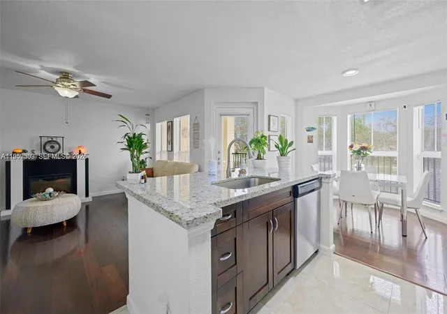 Homes for sale in Coral Springs, FL | 777 Riverside Dr #1521, Coral Springs, FL 33071 | MLS# A11957303