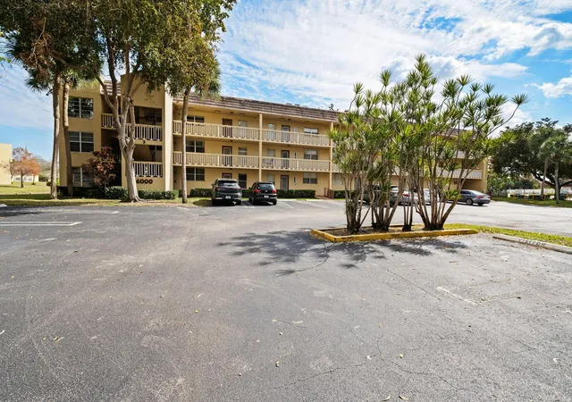 Homes for sale in Fort Lauderdale, FL | 6000 Nw 64Th Ave #303, Fort Lauderdale, FL 33319 | MLS# F10550102