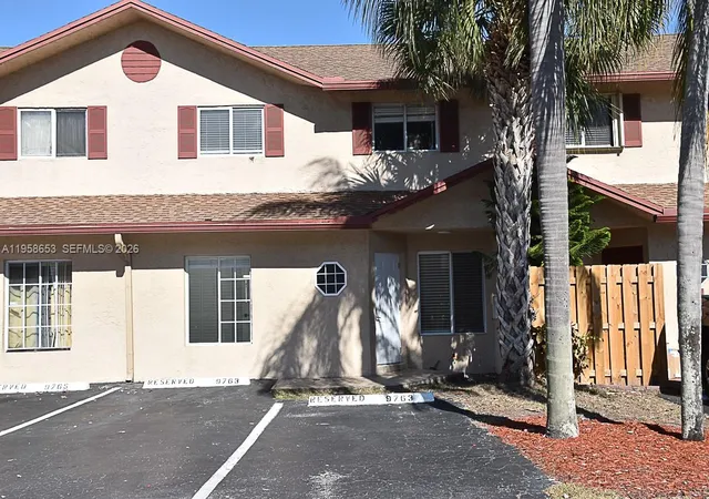 Homes for sale in Sunrise, FL | 9763 Nw 37th St, Sunrise, FL 33351 | MLS# A11958653