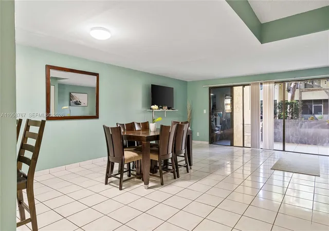 Homes for sale in Sunrise, FL | 4713 N Pine Island Rd, Sunrise, FL 33351 | MLS# A11958767