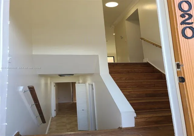 2nd image of 4020 Del Rio Wy, Sunrise, FL 33351 | MLS# A11958905