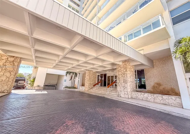 Homes for sale in Miami Beach, FL | 5750 Collins Ave #6J, Miami Beach, FL 33140 | MLS# A11959190