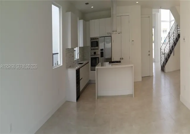 5th image of (Undisclosed), Doral, FL 33178 | MLS# A11959198