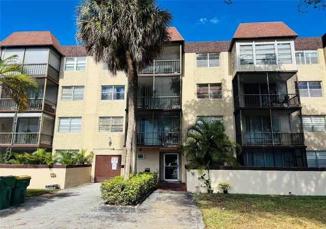 Homes for sale in Plantation, FL | 7300 Nw 17th St #405, Plantation, FL 33313 | MLS# F10550432