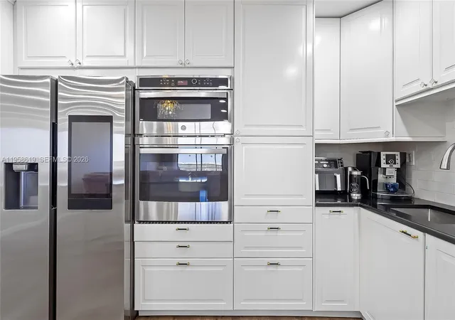 3rd image of 600 Three Islands Blvd #604, Hallandale Beach, FL 33009 | MLS# A11958619