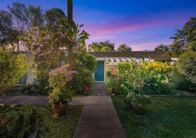 1st image of 2016 Sw 29th Ct #5b1, Delray Beach, FL 33445 | MLS# R11160912