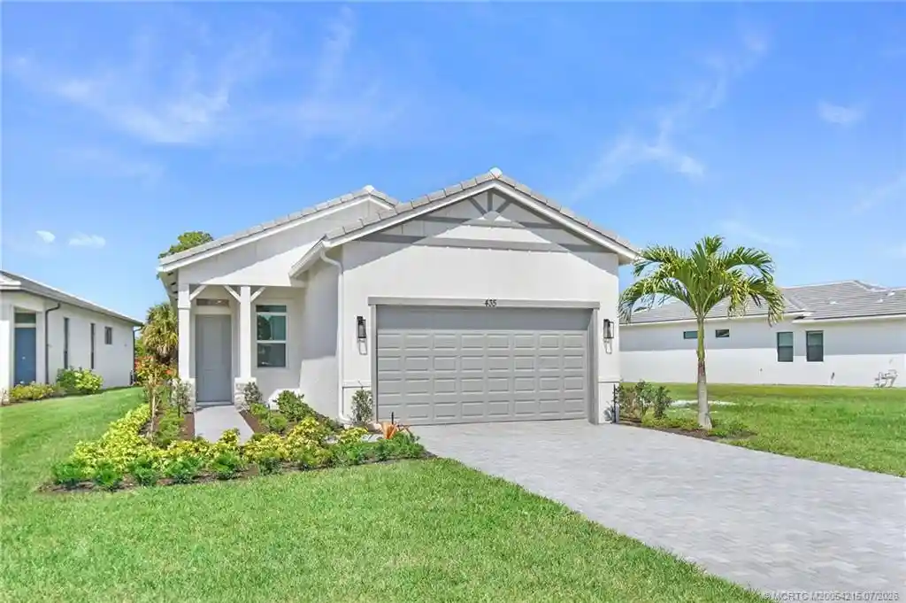 Photo 1 of Single family home for sale at 435 Se Via Sangro, Port Saint Lucie, FL 34952 | MLS# M20054215 | Listing updated on 2026-10-22
