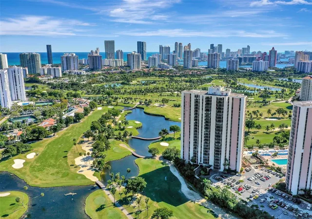 2nd image of 20379 W Country Club Dr #1232, Aventura, FL 33180 | MLS# A11953546