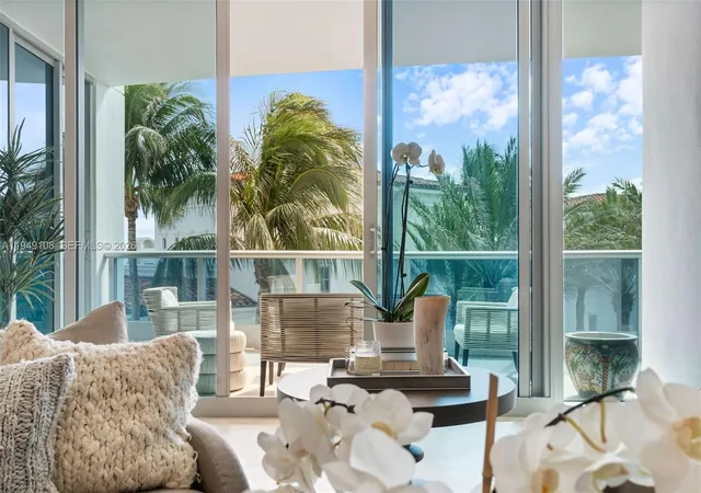 2nd image of 5959 Collins Ave #606, Miami Beach, FL 33140 | MLS# A11949108