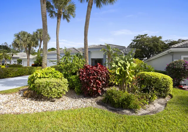 2nd image of 10106 Spyglass Wy, Boca Raton, FL 33498 | MLS# R11161091
