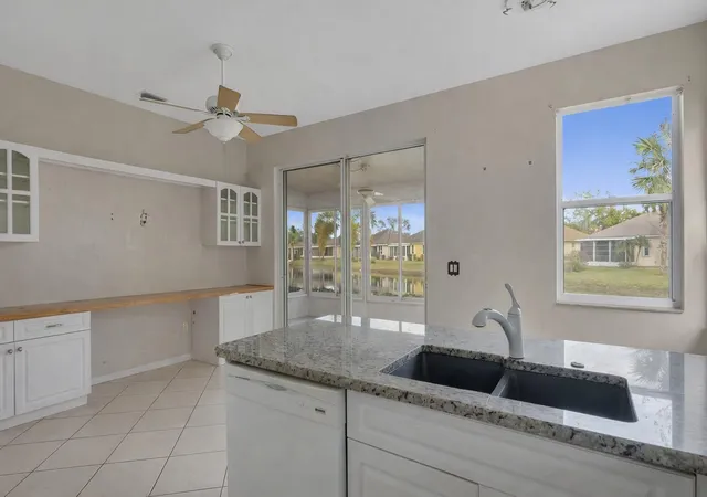 3rd image of 1008 Nw Tuscany Dr, Port Saint Lucie, FL 34986 | MLS# R11161105