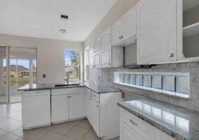 4th image of 1008 Nw Tuscany Dr, Port Saint Lucie, FL 34986 | MLS# R11161105